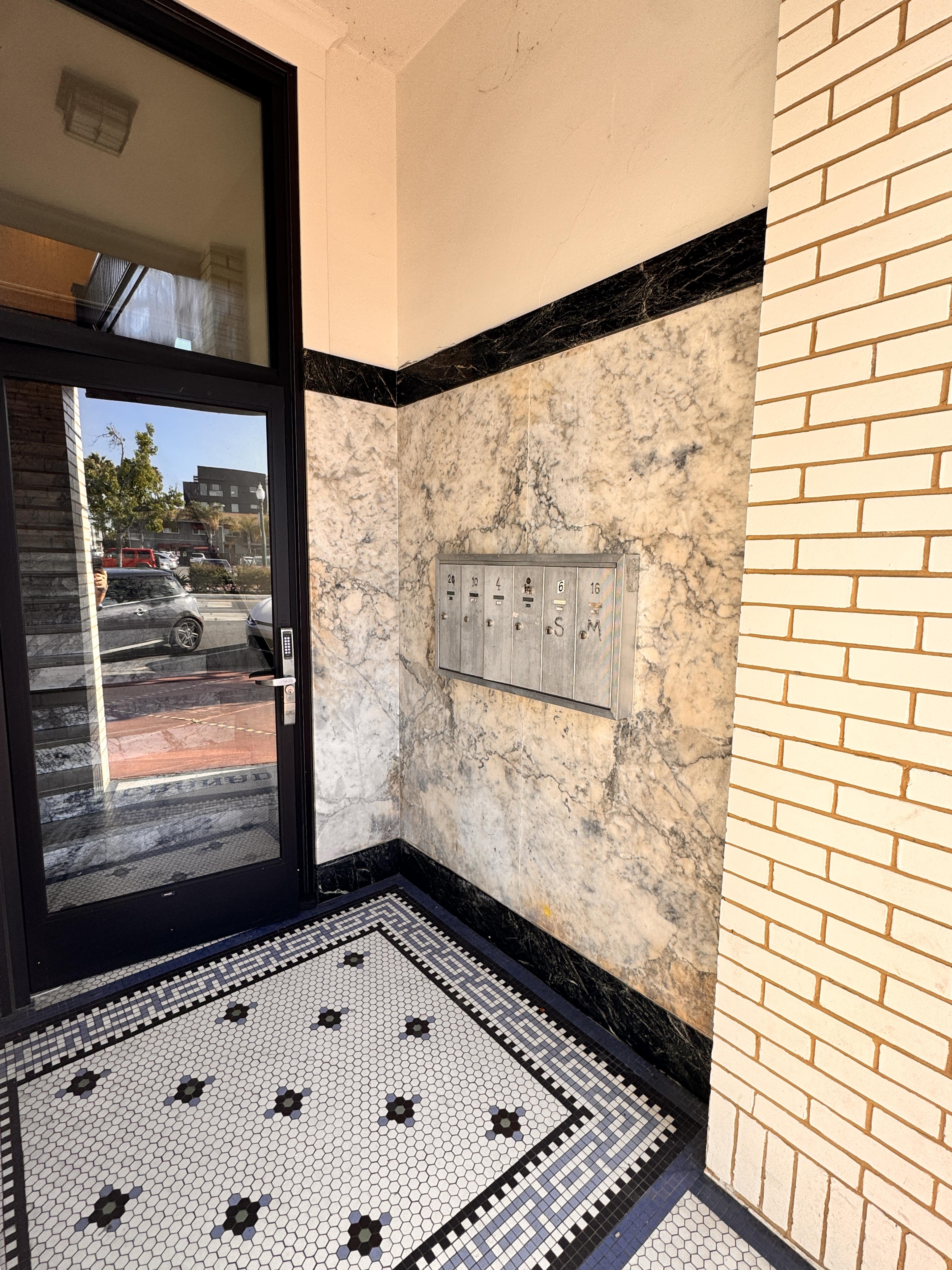 Building exterior on University Avenue in North Park